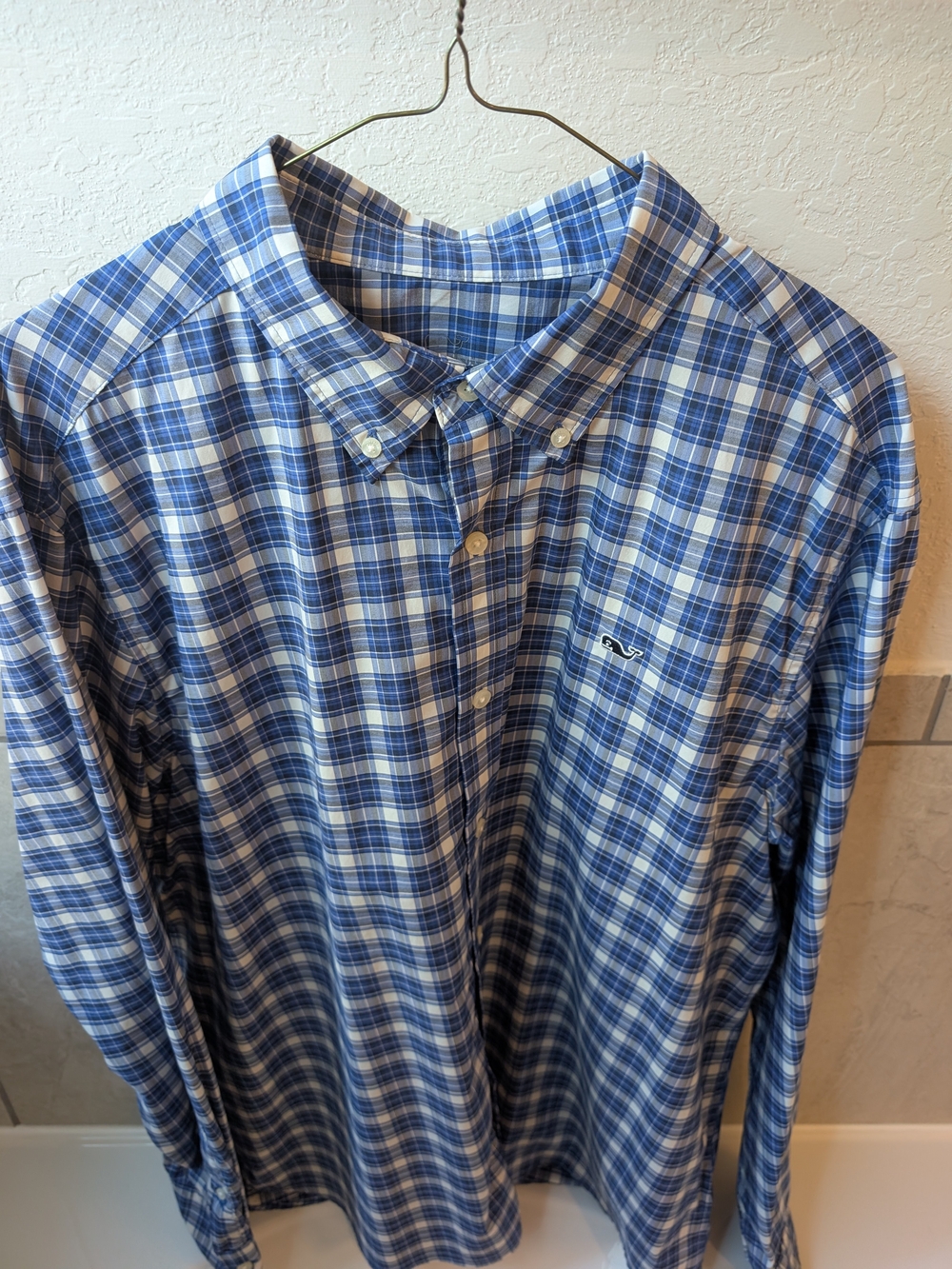 Vineyard Vines Blue and White Plaid Button-Down Shirt
